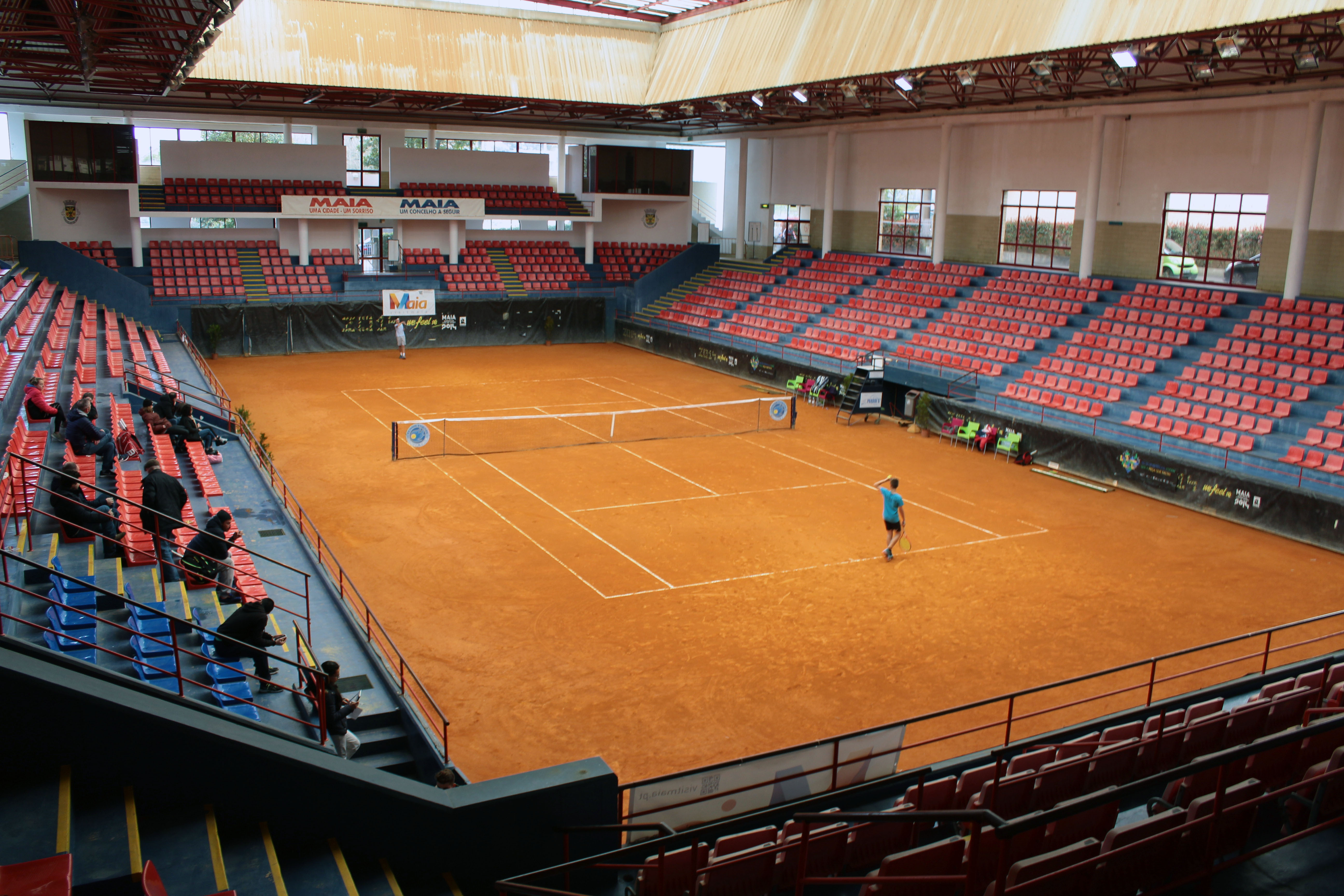 tenis dois por 100