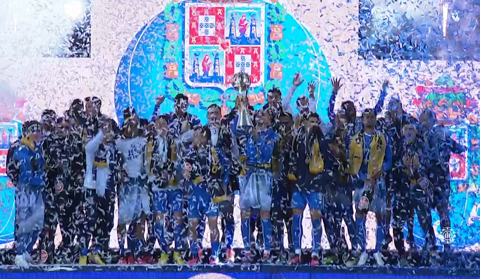 Porto vence Sporting e conquista Taça da Liga de Portugal pela primeira vez, futebol português